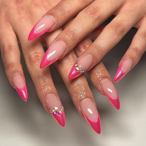 Pink Nails Pointy, Pink Chrome Tips, Stiletto Acrylics, Hot Pink Chrome Nails, Hot Pink Tips, Nails Pointy, Chrome Tips, Pink Stiletto Nails, Pink Tips