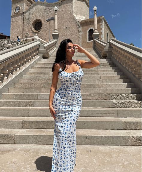 Long dress, summer dress, floral white and blue dress, silk, barcelona, girl, cute, aesthetic, sitges, outfit, soft girl, cottage core, micas shop Barcelona Girl, Outfit Soft Girl, White And Blue Dress, Summer Dress Floral, Long Dress Summer, Sitges, 17th Birthday, Dress Silk, Cute Aesthetic