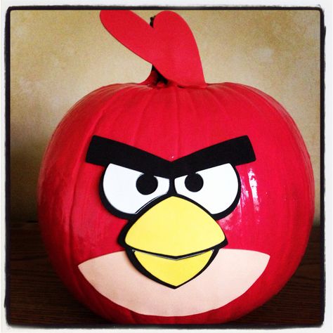 Angry Bird Pumpkin Painting, Angry Birds Pumpkin, Bird Pumpkin, Painted Pumpkin, Pumpkin Carving Templates, Angry Bird, Pumpkin Painting, Pumpkin Halloween, Angry Birds