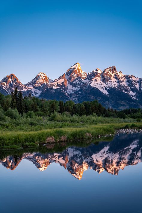 20 Best Things to Do in Grand Teton National Park — noahawaii Yellowstone National Park Aesthetic, Mountain Trip, Nice Life, Best National Parks, Beautiful Wildlife, Pretty Views, Everyday Magic, Dream Trips, Hiking National Parks