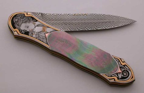 Engraved Art Nouveau folding knife by Tim H. George Beautiful Knife, Knife Aesthetic, Engraved Pocket Knives, Pretty Knives, Dagger Knife, Knife Collection, Cool Knives, Chatelaine, Parkour