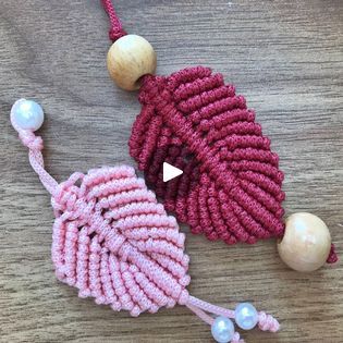 Leaf Keychain, Macrame Leaf, Diy Macrame, Diy Keychain, Macrame Diy, Macrame, Knitting, Macramé