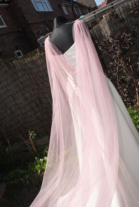 Modest Pink Prom Dresses, Nikkah Outfit, Cape Veil, Tulle Cape, Pink Cape, Dress Straps, Wedding Veil Accessories, Wedding Cape, Pink Sparkly