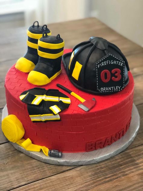 Firefighter Cake Firefighter Cake Ideas, Cake Firefighter, Firefighter Birthday Cakes, Firefighter Cake, Fire Engine Cake, Fire Fighter Cake, Fire Cake, Fireman Cake, Firetruck Cake