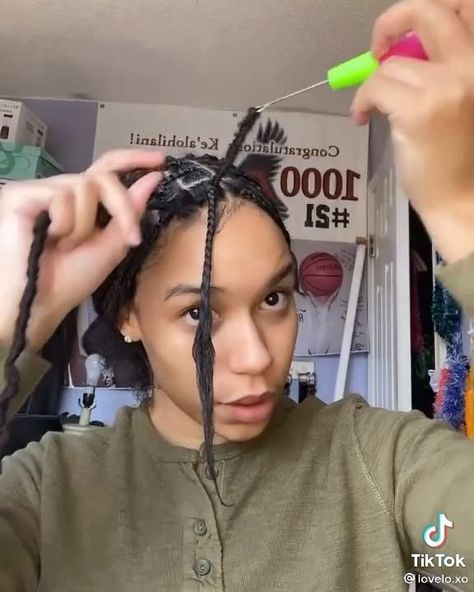 How To Part Your Hair For Soft Locs, Soft Locs How To, Soft Faux Locs Tutorial, Easy Soft Locs Tutorial, Soft Locs Natural Hair, Crotchet Hairstyles Butterfly Locs, Easy Butterfly Locs Tutorial, Diy Soft Locs Tutorial, How To Faux Locs Tutorials