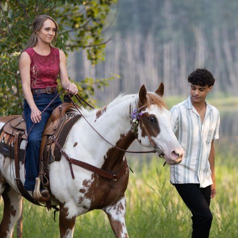 Heartland Characters, Farm Instagram, Heartland Actors, Heartland Quotes, Heartland Amy, Horse Movies, Horse Riding Quotes, Heartland Ranch, Heartland Seasons