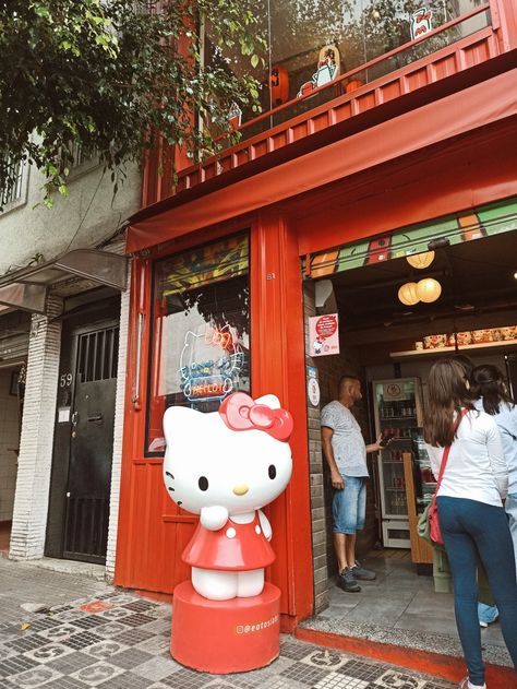 #bairroliberdade #liberdade #liberdadesp #sp #vlog #youtube #vlogsp #vlogliberdade #japao #coreiadosul #bts #liberdadejapao #aesthetic #hellokitty #restaurantehellokitty São Paulo Aesthetic, Aesthetic Hellokitty, Culture Day, Vlog Youtube, Sao Paulo Brazil, Travel Dreams, K Pop, Brazil, Vision Board