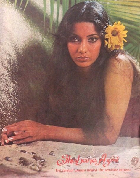 Shabana Azmi, Old Film Stars, Nostalgia Aesthetic, Bollywood Pictures, Mermaid Painting, Vintage India, Vintage Bollywood, Aesthetic People, Indian Aesthetic