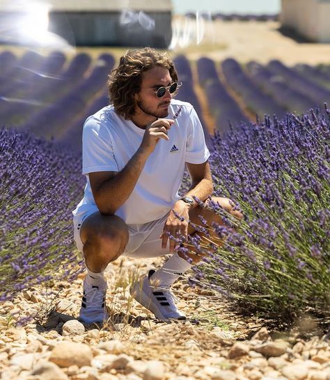 Stefanos Tsitsipas su Instagram: "There in no wi-fi in the lavender fields but I promise you will find a better connection." Stefanos Tsitsipas, Professional Tennis Players, Tennis World, Smart Auto, Lavender Fields, I Promise You, Editing Pictures, Tennis Players, I Promise