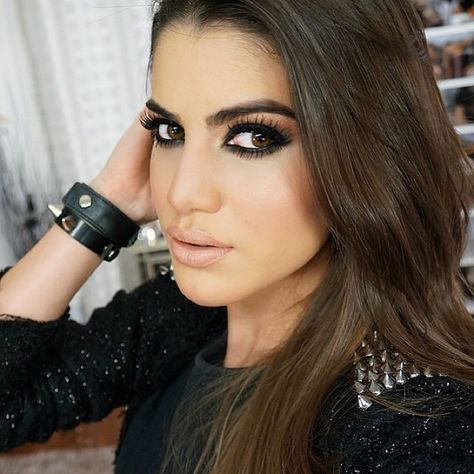 Rocker Makeup on Pinterest | Hipster Eye Makeup, Rocker Chic ... Rocker Chic Style Glam Rock Makeup, Rocker Chic Style Glam Rock, Biker Chick Makeup, Rocker Chic Makeup, Rock Concert Makeup, Hipster Makeup, Rocker Makeup, Glam Rock Makeup, 80s Rock Fashion