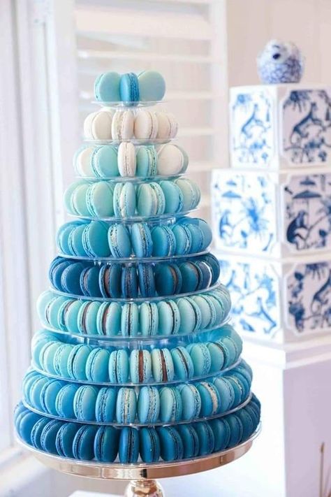 Raffaello Chocolate, Blue Sweet 16, Macaron Tower, Blue Birthday Parties, 귀여운 음식 그림, Chinoiserie Blue, Blue Themed Wedding, Blue Food, בר מצווה