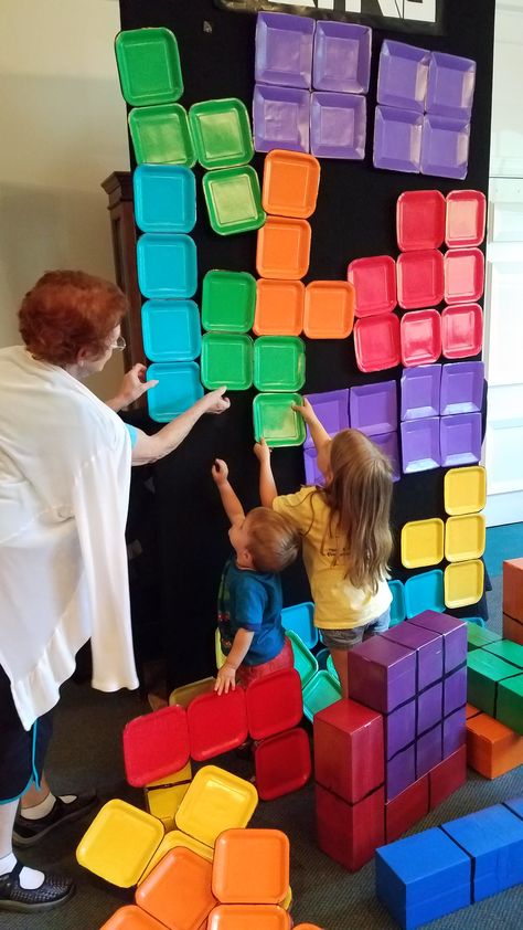 Velcro Tetris wall Tetris Themed Party, Tetris Classroom Theme, Tetris Birthday Party, Tetris Bulletin Board, Tetris Decor, Prom Games Ideas, Tetris Decorations, Gaming Booth, Tetris Party