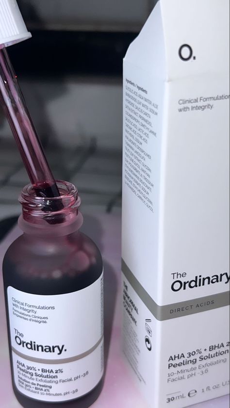 The Ordinary Skincare Peeling Solution, Peeling Ordinary, The Ordinary Skincare Aesthetic, The Ordinary Aesthetic, Ordinary Peeling Solution, The Ordinary Peeling Solution, Facial Routine Skincare, Peeling Solution, Diy Skin Care Routine