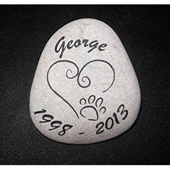 Cat Headstone, Mosaic Rocks, Memorial Statues, Pet Grave Markers, Pet Memorial Stones, Sculptural Fashion, Grave Markers, Puppy Paws, River Stones