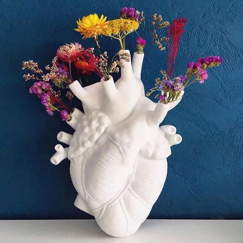 Vase In The Shape Of Human Heart, Home Decoration, Desktop Art Craft Ornament, Exquisite And High-end Indoor Vase, Organ Design Flower Container - Home & Kitchen - Temu Heart Shaped Vase, Flower Pot Art, Heart Vase, Medical Gifts, Anatomical Heart, Unique Vases, Container Flowers, Ceramics Pottery, Room Decorations