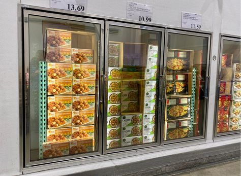 Costco Shoppers Say the Frozen Food Section Has Gone Downhill Best Frozen Meals, Costco Chicken, Crispy Chicken Sandwiches, Costco Meals, Breaded Chicken Breast, Eat This Not That, Frozen Foods, Frozen Meat, Fast Food Chains