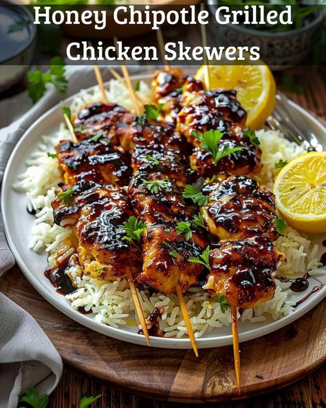 Recipes Vista - Honey Chipotle Grilled Chicken Skewers... Honey Chipotle Chicken, Grilled Chicken Skewers, Chipotle Chili, Honey Chipotle, Adobo Sauce, Chicken Skewers, Adobo, Food Presentation, Skewers