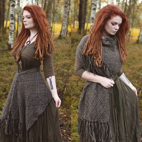 Viking Shawl, Jewelry Ideas Necklace, Gothic Shawl, Celtic Scarf, Hippie Shawl, Witch Clothing, Pagan Clothing, Strega Fashion, Viking Costume