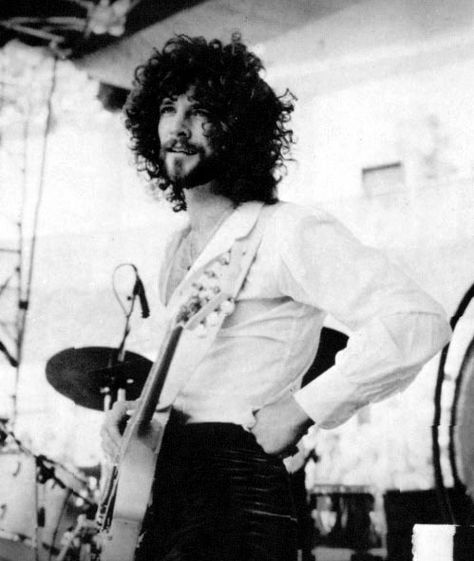 lindsey buckingham Lindsey Buckingham 70s, Tango In The Night, Stevie Nicks Lindsey Buckingham, Buckingham Nicks, Lindsey Buckingham, Stevie Nicks Fleetwood Mac, Rock Legends, Fleetwood Mac, Stevie Nicks