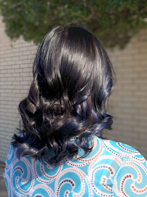 Dark hair with navy blue peek-a-boo Blue Black Peek A Boo Hair, Dark Hair With Peak A Boo Highlights, Cat Rambut Peek A Boo, Navy Blue Hair Color Highlights, Peek A Boo Blue Hair, Blue Peak A Boo Hair, Peak A Boo Hair Color Black Women, Blue Hair Color Highlights, Peek A Boo Hair Color