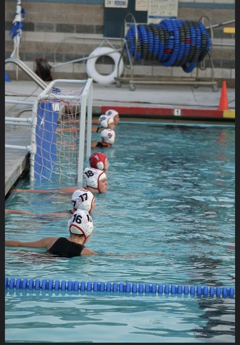 Waterpolo Boyfriend, Waterpolo Wallpaper, Water Polo Aesthetic, Waterpolo Aesthetic, Polo Aesthetic, Water Polo Girls, Usa Water Polo, Swimming Pictures, Water Polo Players