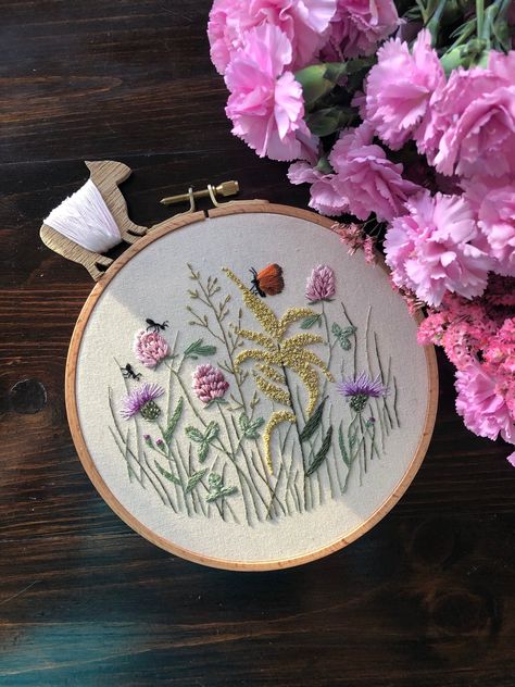 Goldenrod, clover and thistle meadow embroidery PDF pattern. Elegant floral design perfect for beginners and advanced embroiderers alike. #embroiderypattern #meadow #floral . #Embroidery_Thistle #Thistle_Embroidery #Meadow_Embroidery #Stitch_Pink Thistle Embroidery, Meadow Embroidery, Tiny Embroidery, Flowers Pastel, Stitch Guide, Parts Of A Flower, Embroidery Floral, Embroidery Motifs, Personalized Embroidery