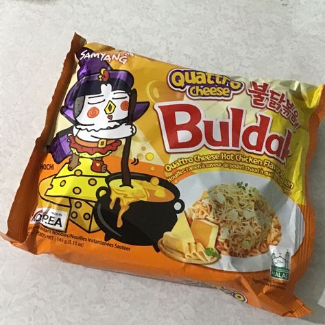 Korean noodles Buldak Ramen, Cheese Noodles, Korean Shop, Korean Noodles, Korea Food, Powerpuff Girls Wallpaper, Korean Snacks, Kitty Coloring, Chocolate World