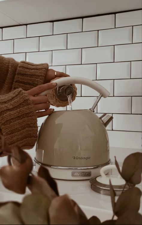 Kitchen Accesories Aesthetic, Aesthetic Tea Kettle, Aesthetic Kitchen Appliances, Aesthetic Kettle, Tea Kettle Aesthetic, Kettle Aesthetic, Basic Aesthetic, Sage Tea, Dishware Sets