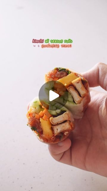 shivangi pithisaria on Instagram: "6/7 kimchi all season rolls

wet rice paper
toasted sesame seeds
tofu (airfried for 10 min at 200°C)
carrot
cucumber 
kimchi
mango
coriander 
mint

sauce: 
1 tbsp gochujang 
1 tbsp hot honey chilli oil
1 tbsp soy sauce
1/2 tbsp vinegar 
salt pepper 
splash of hot water" Rice Paper Recipes, Cucumber Kimchi, Gochujang Sauce, Chilli Oil, Mint Sauce, Hot Honey, Toasted Sesame Seeds, Rice Paper, Sesame Seeds