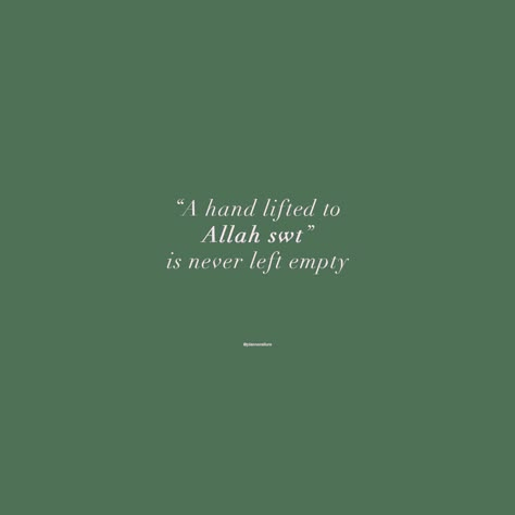 Hajj Aesthetic Quotes, Hijabi Quotes Aesthetic, Green Muslim Aesthetic, Muslimah Aesthetic Quotes, Mecca Quotes, Hajj Aesthetic, Aesthetic Small Quotes, Ramdan Wallpapers, Quotes About Ramadan