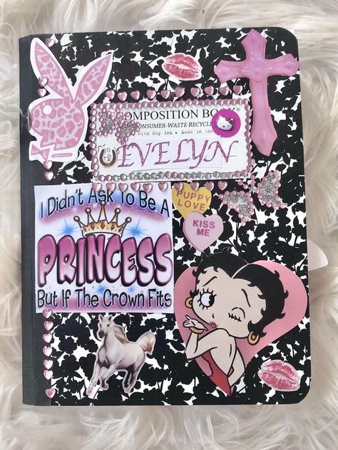 Y2k Journal Ideas, Decorating Notebooks Cover, Y2k Notebook, Y2k Journal, Pretty School Supplies, Notebook Cover Design, Bulletin Journal Ideas, Sketchbook Cover, Pretty Journals