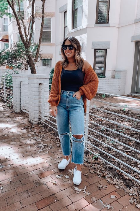 Mid Size Mom Fashion, Fall 22 Outfits, Cool Mom Fall Outfits, Fall Fashion Curvy Body Types, Cute Fall Mom Outfits, 2024 Midsize Fashion, Mom Outfit Inspiration, Fall Midsize Outfits 2023, Causual Outfits 2022