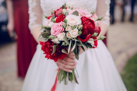 Summer Flower Bouquet, Flower Bouquet Delivery, Bouquet Delivery, Flowers For Wedding, Red Bouquet, Online Flower Delivery, Summer Bouquet, Wood Flowers, Flowers Online