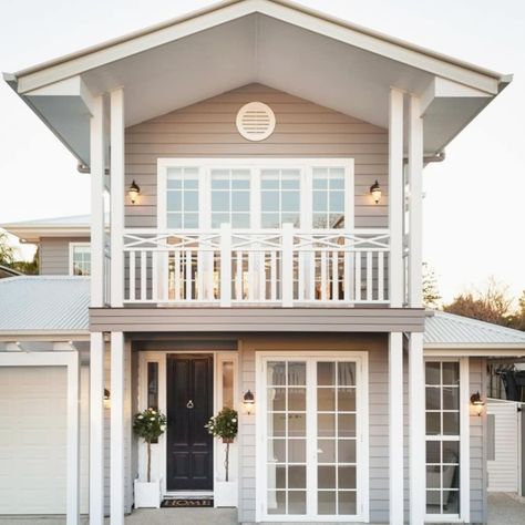 Narrow design Hamptons Style Bathroom, Hamptons Exterior, Hampton Style House, Hampton Homes, Hamptons House Exterior, Hampton Style Home, Hamptons Homes, Hamptons Style Homes, Weatherboard House