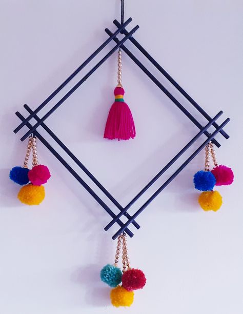 Woolen Crafts, Diwali Ideas, Wall Hanging Design, Woolen Craft, Hanging Design, Diy Yarn Crafts, Diy Wall Art Decor, Wall Hanging Crafts, Design For Home