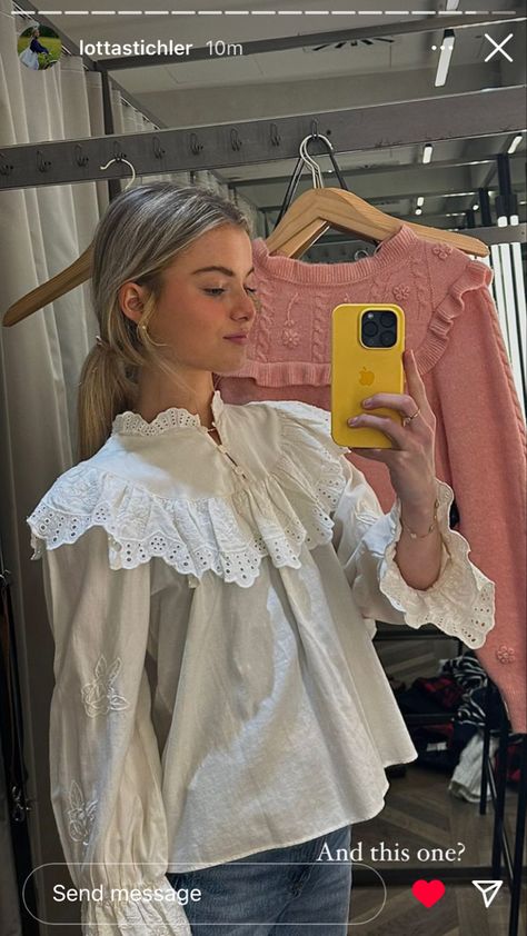 Skandinavian Fashion, Stockholm Style, Bachelorette Outfits, Fashion Forecasting, Stockholm Fashion, Style Blouse, Looks Style, Copenhagen, Spring Outfits