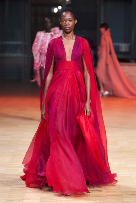 2022 Couture, Haute Couture Gowns, Elie Saab Spring, Elie Saab Couture, Spring Couture, Couture Gowns, Gorgeous Gowns, Elie Saab, Couture Collection