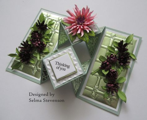 Double Diamond Popup Card with Cactus Dahlia and Carolina Allspice Flowers. https://selmasstampingcorner.blogspot.com/2023/02/double-diamond-popup-card.html Cactus Dahlia, Double Diamond, Shaped Cards, Easel Cards, Vintage Journal, Garden Club, Acrylic Box, Display Cards, Embossing Folder