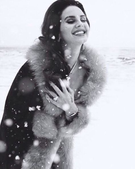 #christmas #lanadelrey #ldr #lizzygrant #elizabethgrant #elizabethwoolridgegrant #snow #cold #sweet #beautiful #beauty #love #queen #goddess #angel #pretty #cute @lanadelrey Lana Del Rey Winter, Lana Del Rey Christmas, Lana Wallpaper, High Infidelity, Winter Collage, Snow On The Beach, Midnights Album, Midnights Taylor Swift, January Baby