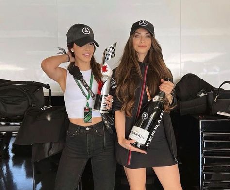 Mercedes F1 Outfit, F1 Outfit, Formula 1 Girls, F1 Girl, Mercedes Girl, Friendship Pics, F1 Wag, Job Inspiration, Race Outfit