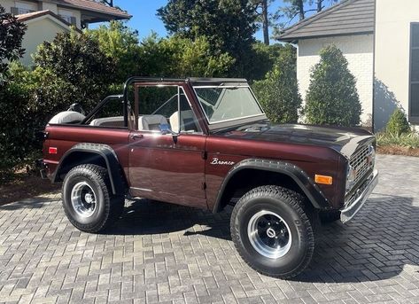 1969 Bronco Ford, Brown Ford Bronco, 1977 Ford Bronco, Ford Bronco 1970's, Vintage Bronco Ford, Brown Bronco, 1975 Ford Bronco, Vintage Broncos, Old Ford Bronco