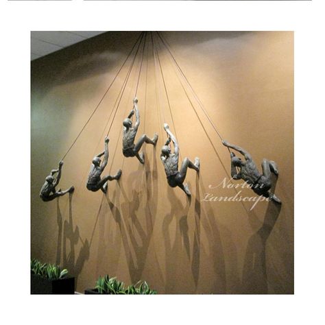 Sculpture On Wall, Climbing Man Sculpture, Metal Sculpture Art, Brass Wall Art, Modern Wall Sculptures, Man Sculpture, 3d Wall Sculpture, Lobby Wall, Hanging Sculpture