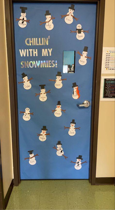 Chilling With My Snowmies Door, Snowman Door Ideas, Snowmen Door Decorations, Snow Man Door Decoration, Chillin With My Snowmies Door, Winter Theme Doors For School, Snowflake Door Decorations Classroom, Winter Wonderland Door Ideas For School, Winter Door Ideas