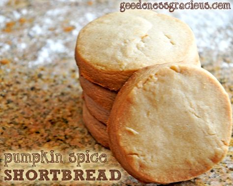 Do you love Shortbread? Do you love Pumpkin Spice? You have to try my new fall favorite, Pumpkin Spice Shortbread Cookies. Truth be told, I have always loved the buttery flavor of a GOODe shortbrea… Spice Shortbread Cookies, Pumpkin Shortbread, Skillet Cobbler, Easy Pumpkin Recipes, Cookies Pumpkin, Pumpkin Eater, Pumpkin Recipes Easy, Smell Amazing, Easy Pumpkin