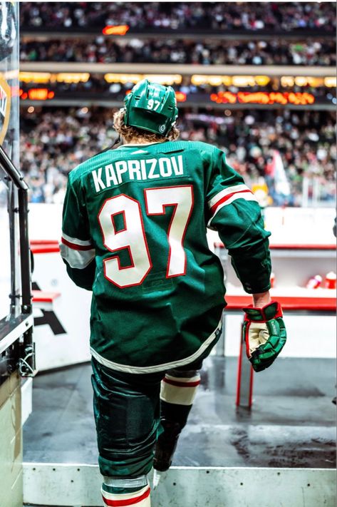 Kirill Kaprizov, Hockey Photos, Mn Wild, Minnesota Wild Hockey, Wild Hockey, Evgeni Malkin, Hockey Stuff, Minnesota Wild, Hockey Player