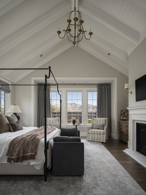 Hilltop Colonial — Tiek Design Group Ali Henrie, Vaulted Ceiling Ideas, Wood Canopy Bed, Ceiling Detail, Bedroom Fireplace, Arch Design, Bedding Ideas, Vaulted Ceilings, Canopy Bed