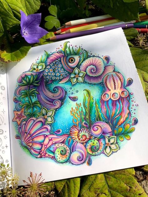 Finished Coloring Book Pages, Finished Coloring Pages Ideas, Steadler Colour Pencils Art, Finished Coloring Pages, Fish Mandala, Pencil Inspiration, Blending Colored Pencils, Rita Berman, Mandala Art Therapy