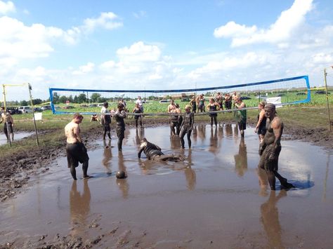 Mud Volleyball, Crossfit Gym, Inside And Outside, The Gym, Fun Games, Travel Fun, Crossfit, Volleyball, I Want