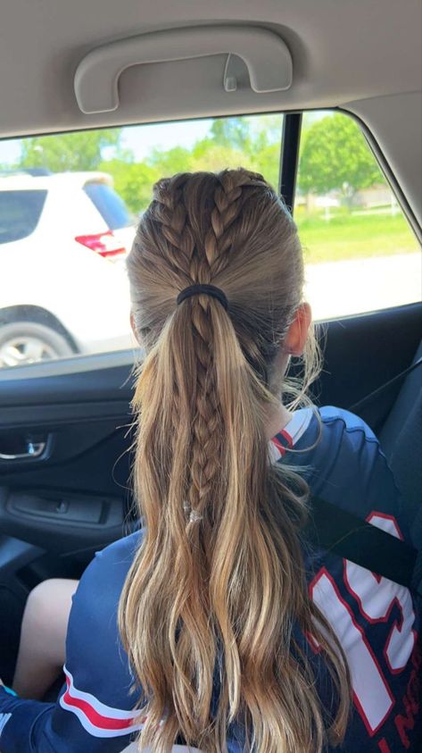 Game Hairstyles, Tennis Hairstyles, Football Hairstyles, Tennis Hair, Cute Volleyball Hairstyles, Soccer Hairstyles, Track Hairstyles, Soccer Hair, Volleyball Hair