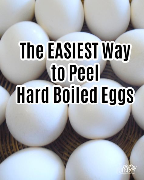 Boiled eggs are more enjoyable when you know the easy way to peel hard boiled eggs! Use this simple tip to make breafast simple! #eggs #boiledeggs #kitchentips #eggtips #hardboiledeggs #deviledeggs How To Peel Hard Boiled Eggs, Hard Boiled Eggs Time, Creative Egg Recipes, Hard Boiled Eggs Easy Peel, Peeling Boiled Eggs, Ranch Deviled Eggs, Easy Hard Boiled Eggs, Egg Hacks, Peeling Hard Boiled Eggs